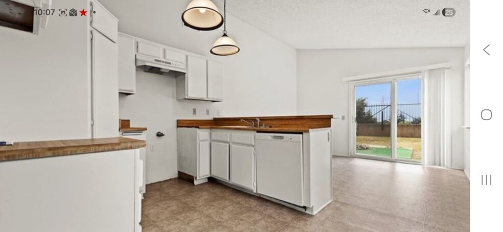 Building Photo - 22961 Chambray Dr