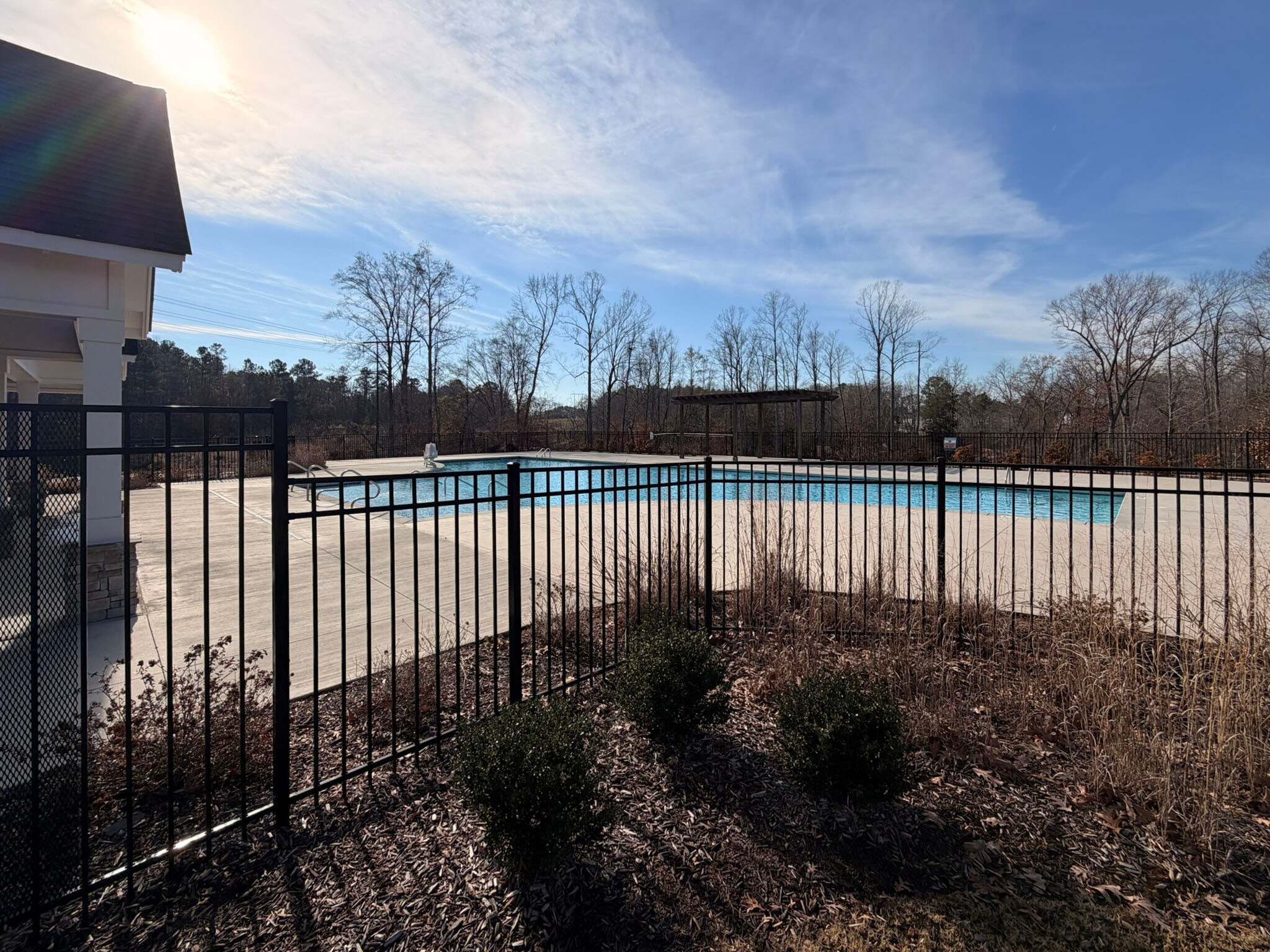 Building Photo - 400 Hazy Hills Ln