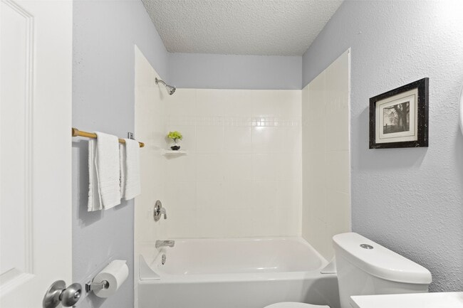 Building Photo - 1123 Rock Canyon Dr
