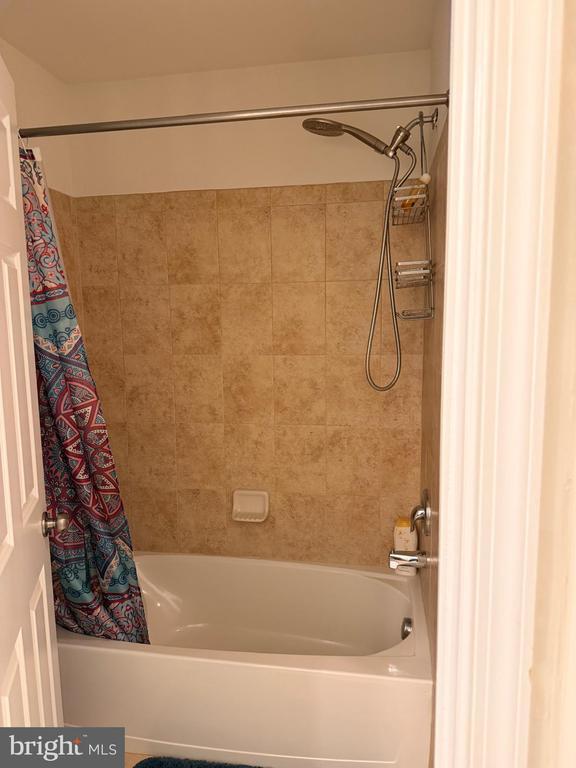 Building Photo - 728 Sun Valley Ct