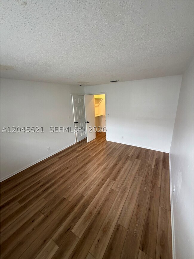 Building Photo - 2557 NW 60th Terrace