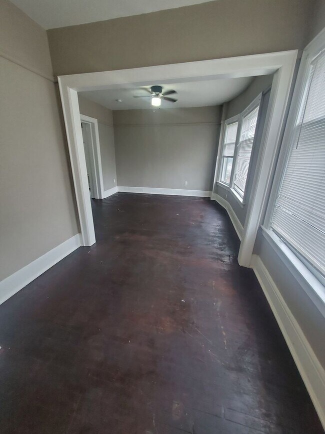 Building Photo - 2516-2518 N 12th St. (Duplex)