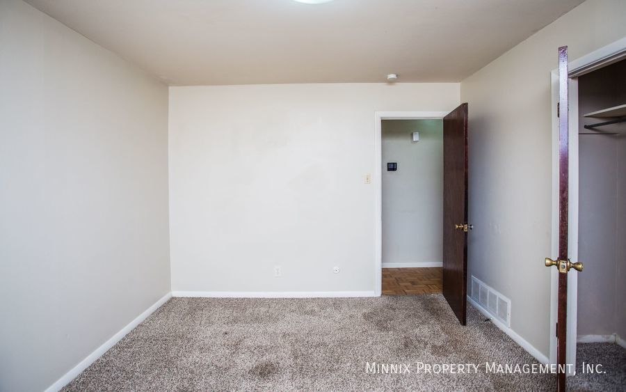 Building Photo - 3510 Baumann Ave