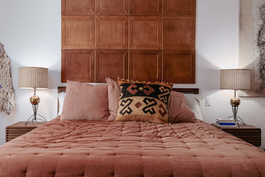 Building Photo - 17 Desert Lakes Dr