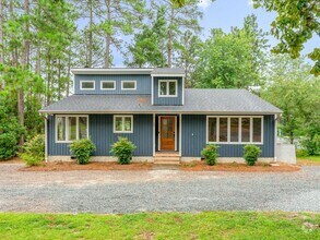 Building Photo - Waterfront Home in Carolina Lakes!