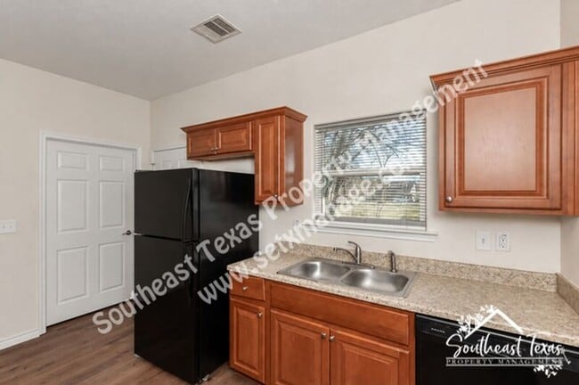 Building Photo - 3670 St Helena St