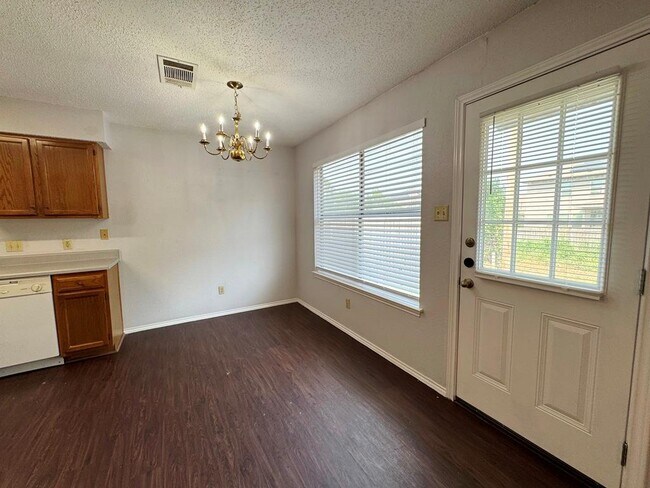 Building Photo - 14009 Maricella Ln