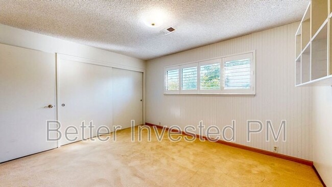 Building Photo - 2530 Brookhaven Dr
