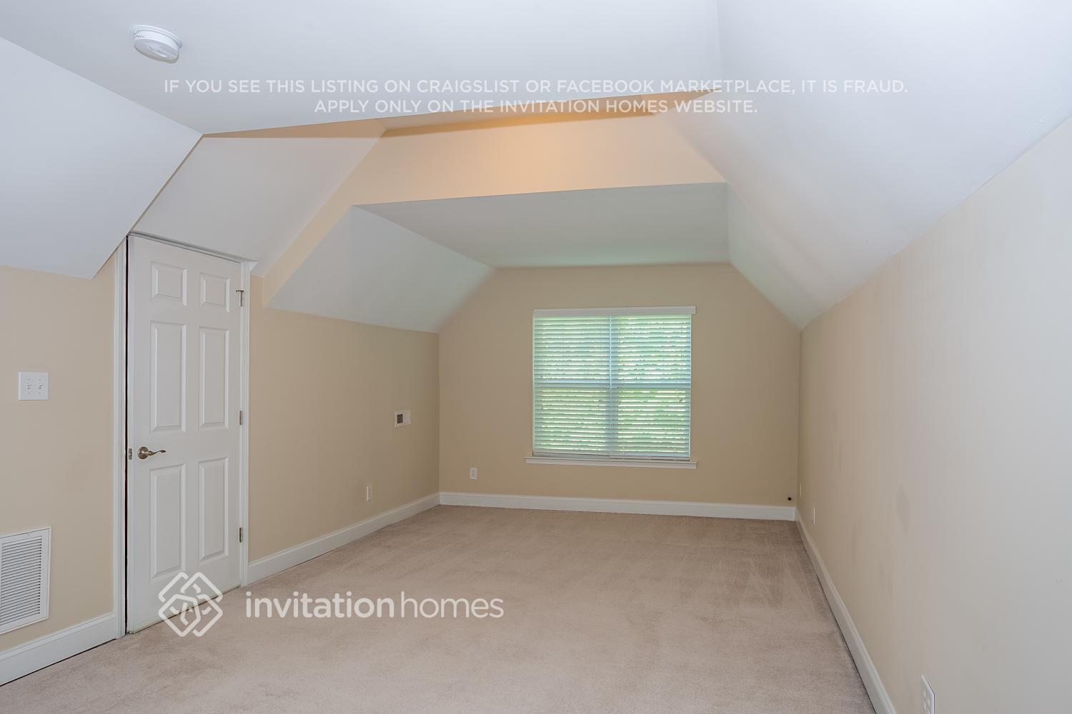 Building Photo - 119 Big Oak Ln