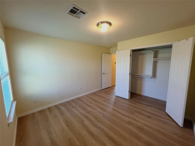 Building Photo - 3013 NW 181st St