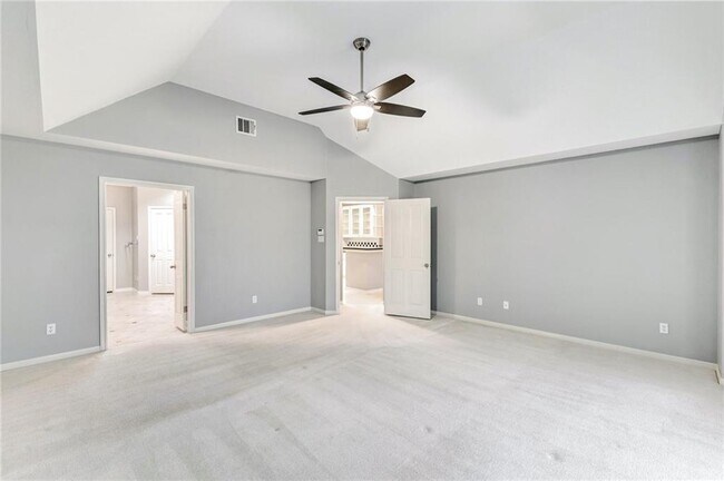 Building Photo - 9404 Temecula Pass