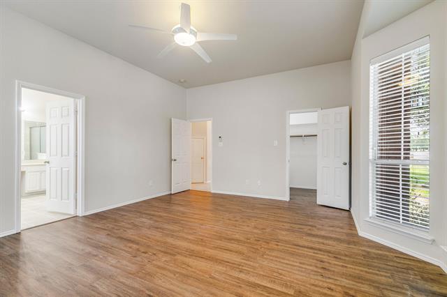 Building Photo - 11570 Beeville Dr