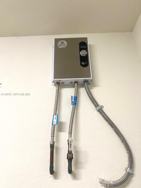 Building Photo - 5505 NW 27th Ct