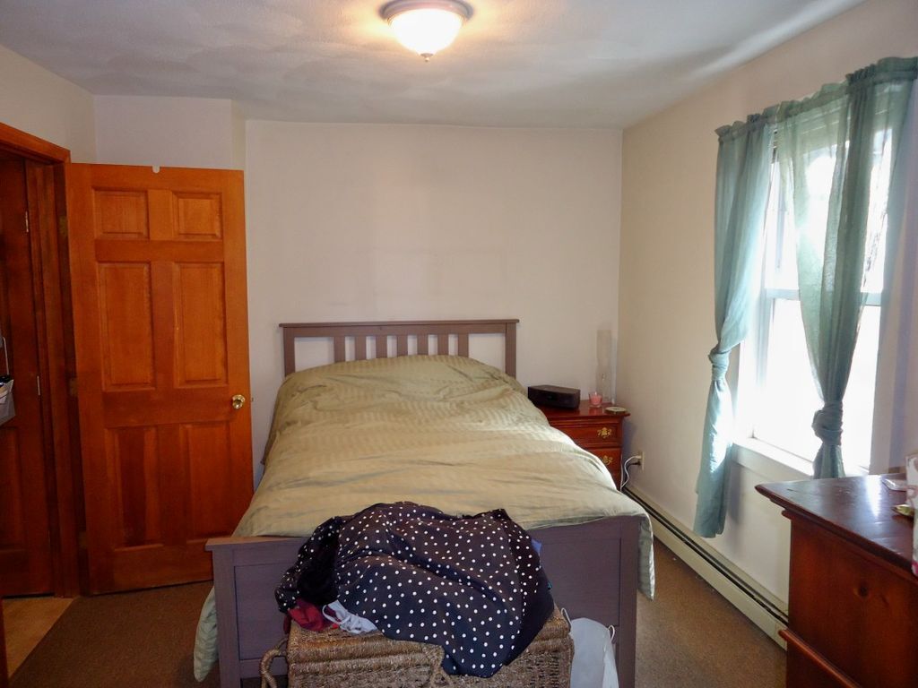 Building Photo - 43 Clinton St