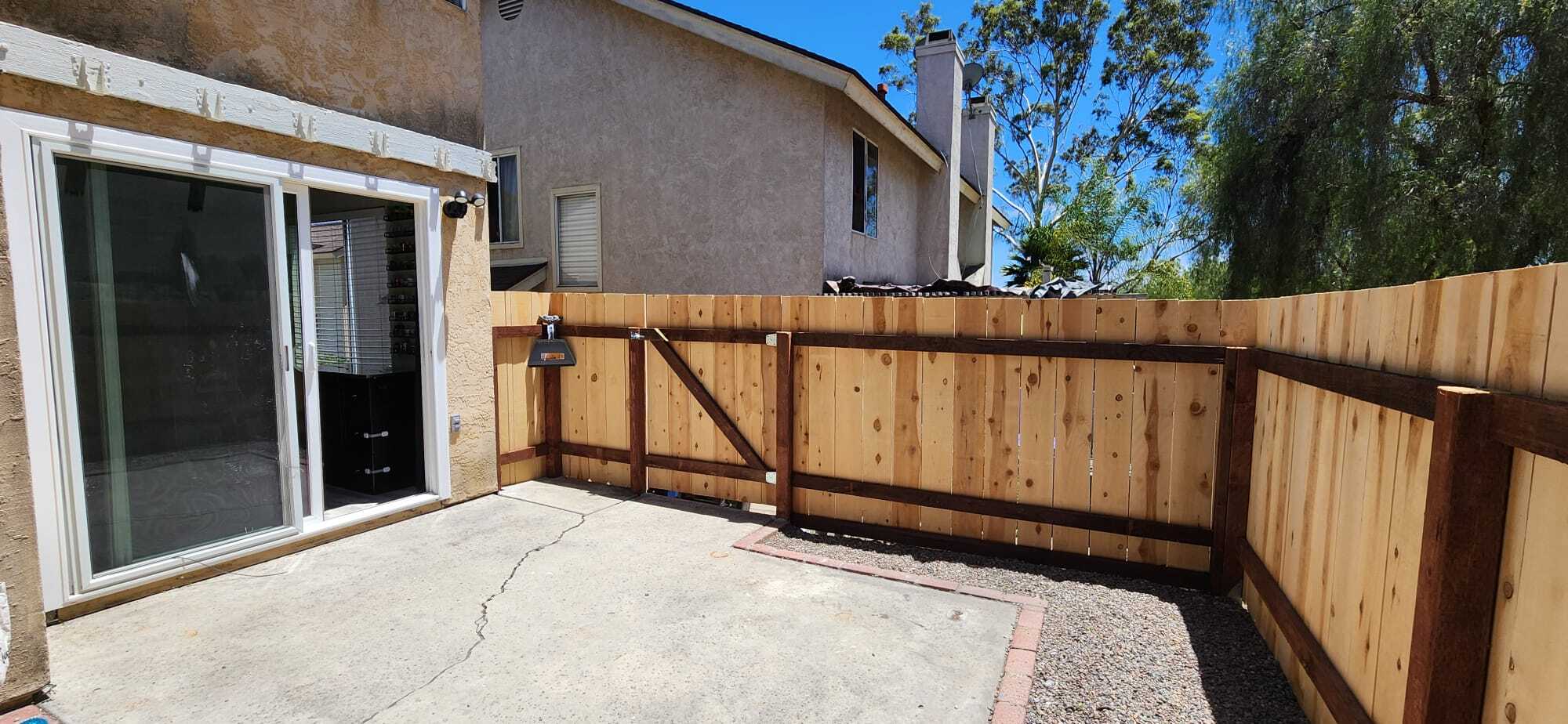 Building Photo - 2091 Manzana Way