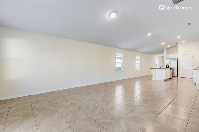 Building Photo - Like New Three Bedroom Home in Yulee's Nassau Crossing!