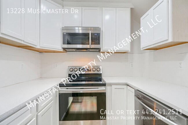 Building Photo - 13228 Musicmaster Dr