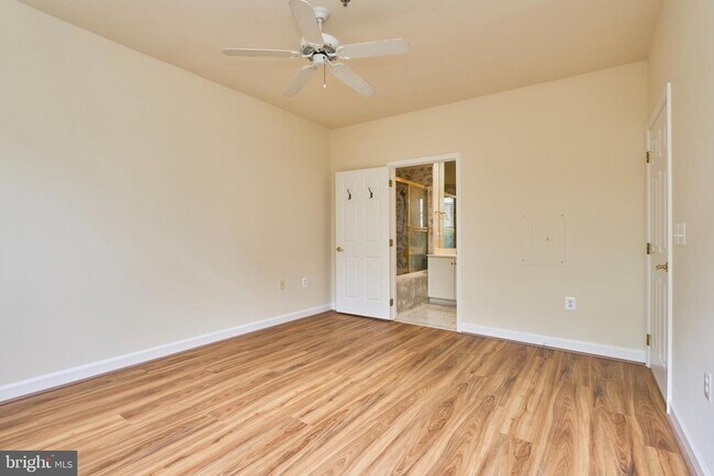 Building Photo - 1321 N Adams Ct