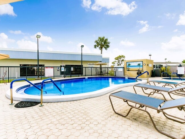 Building Photo - 7411 43rd Way N