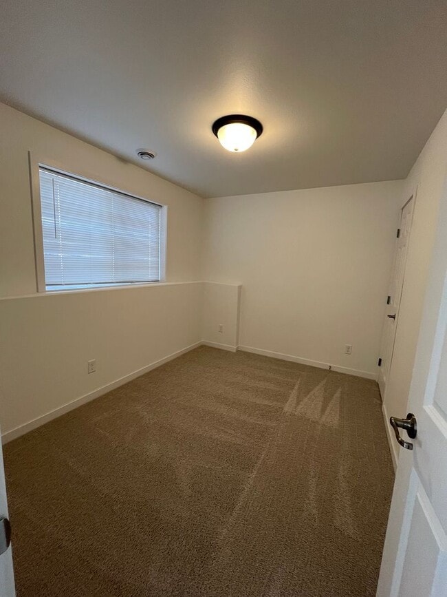 Building Photo - The Wilds Townhomes