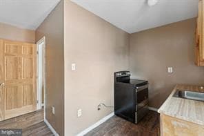 Building Photo - 301 W York St