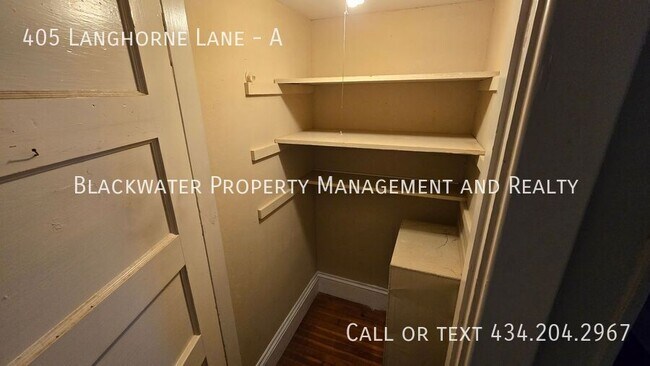 Building Photo - 405 Langhorne Ln