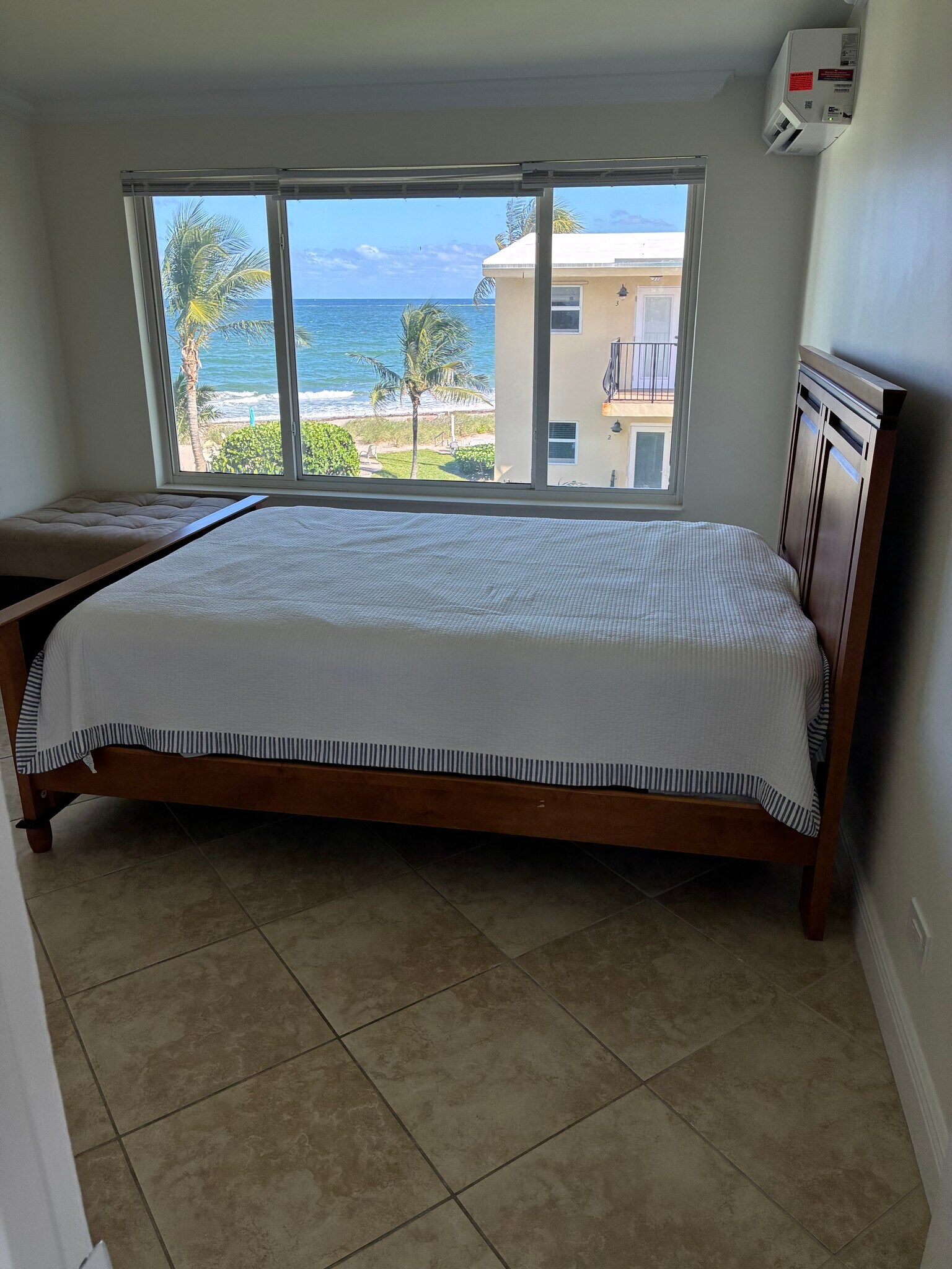 Bedroom with bed - 1041 Hillsboro Mile