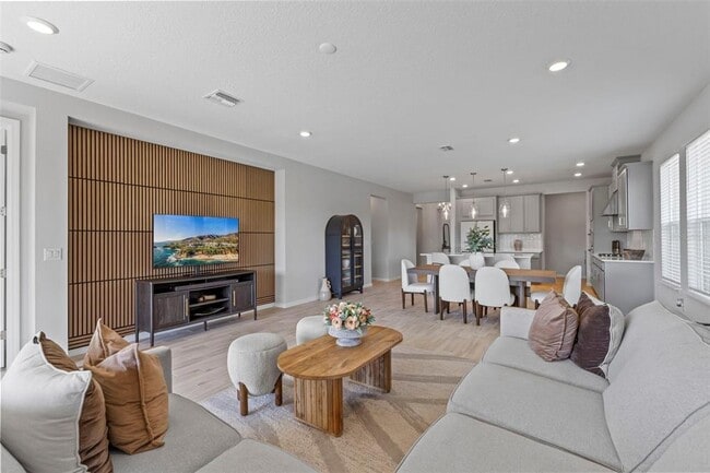 Building Photo - 5679 Blue Reef Pl