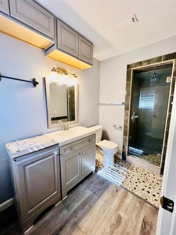 Building Photo - 2046 N Kimball Ave