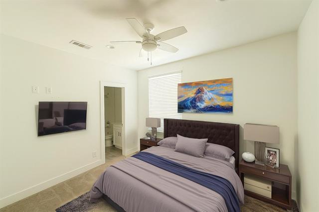 Building Photo - 1931 N Prairie Ave