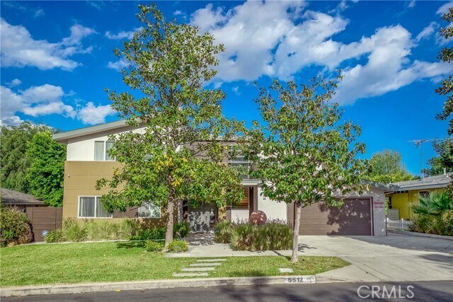 Building Photo - 5512 Leghorn Ave