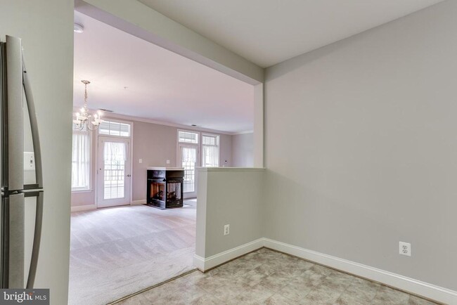 Building Photo - 2111 Ganton Green