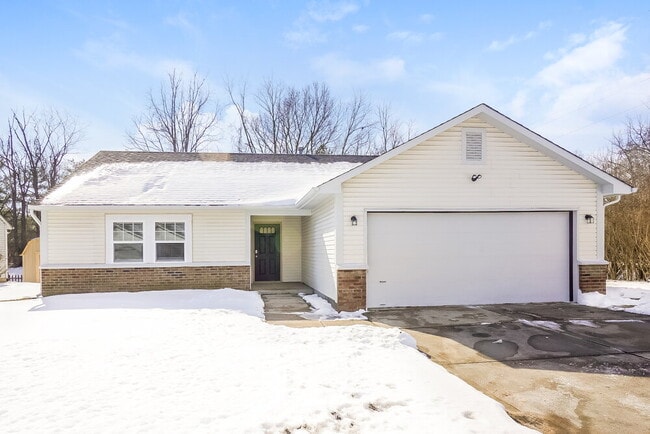 Building Photo - 957 Country Ln