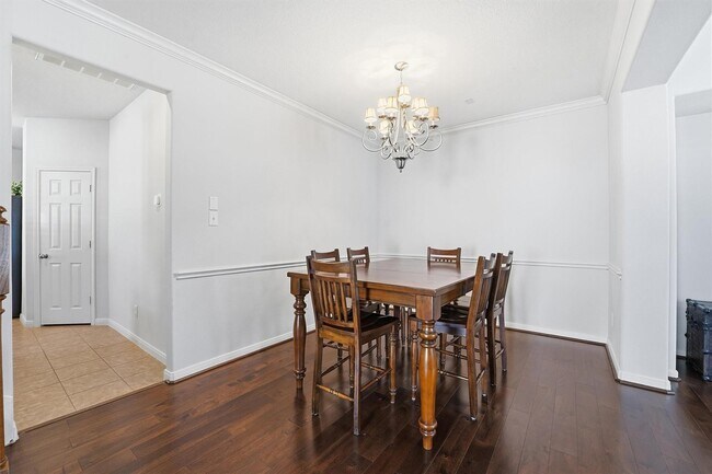 Building Photo - 58 Crocus Petal St