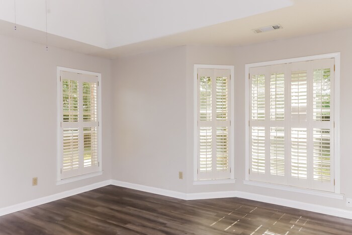 Building Photo - 7104 Fair Oaks Ct