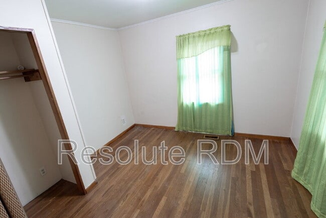 Building Photo - 1644 N Centennial St