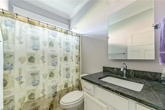 Building Photo - Executive home in popular Lewisville