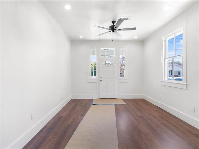 Building Photo - 325 N Bernadotte St