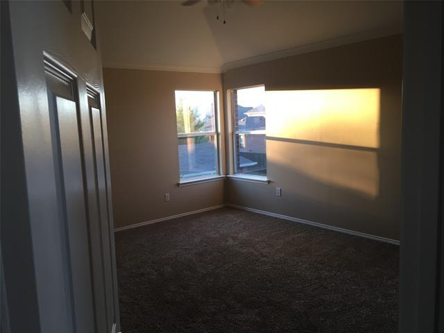 Building Photo - 3600 Lombardy Dr