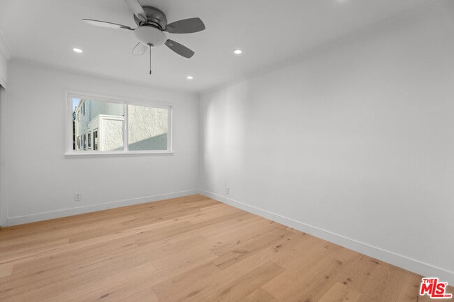 Building Photo - 1648 Palisades Dr
