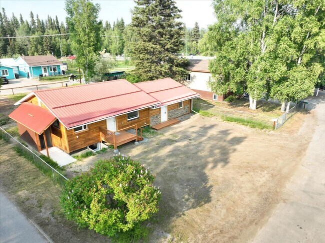 Building Photo - 228 Craig Ave