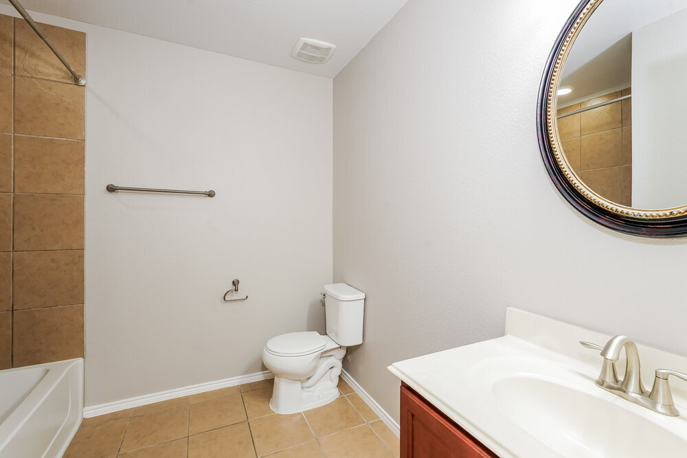 Building Photo - 5509 Northfield Dr