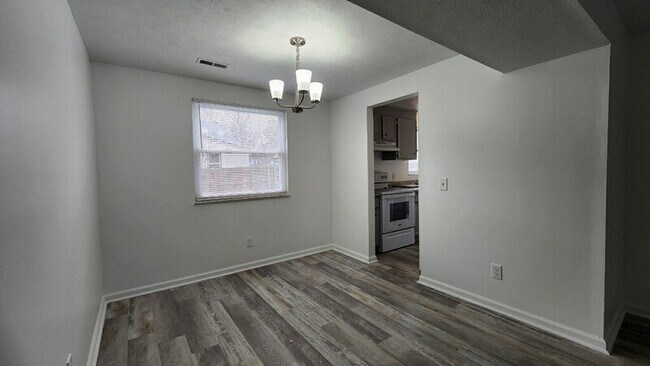 Building Photo - 259 Windsor Castle Dr