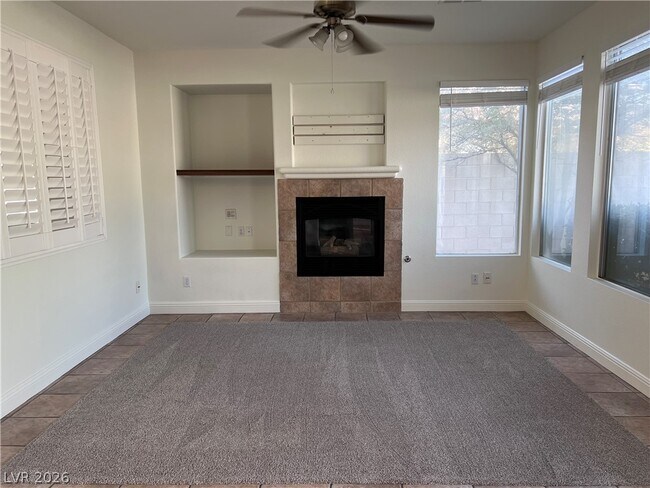Building Photo - 3031 Scenic Valley Way