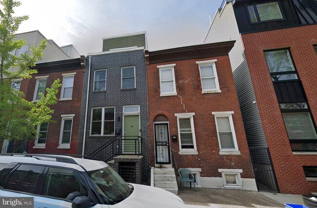 Building Photo - 3014 W Stiles St