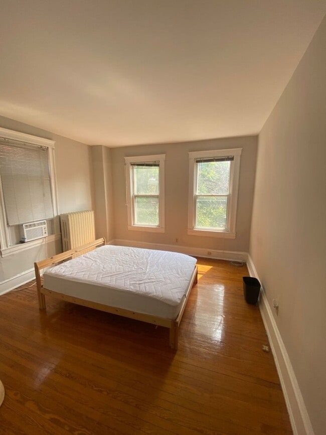 Building Photo - 3125 N Calvert St