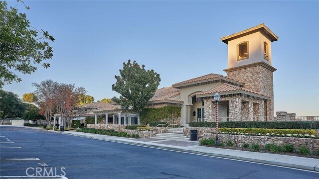 Building Photo - 17 Corte Montena