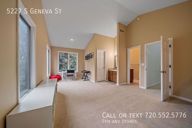 Building Photo - 5227 S Geneva St