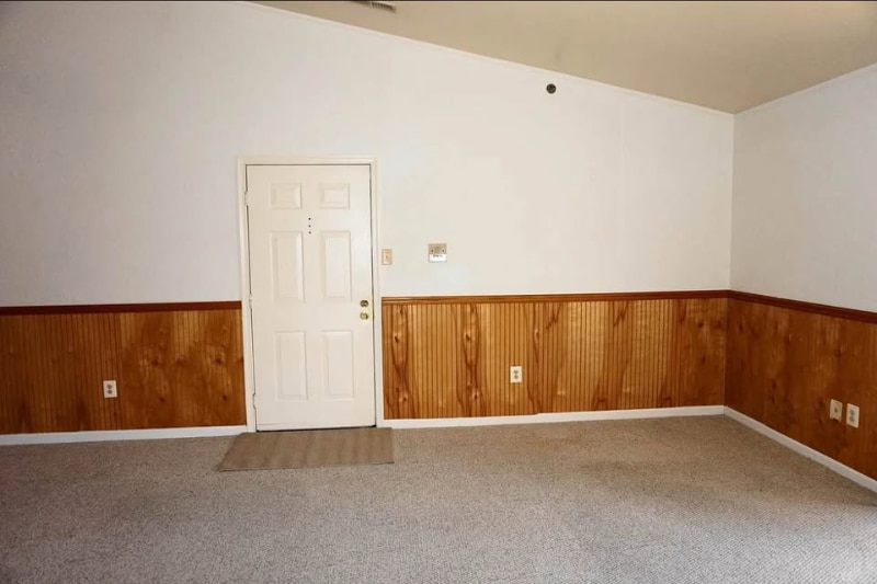 Building Photo - 6 Banyan Wood Ct