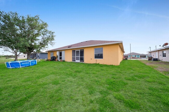 Building Photo - 2033 Andalusia Blvd